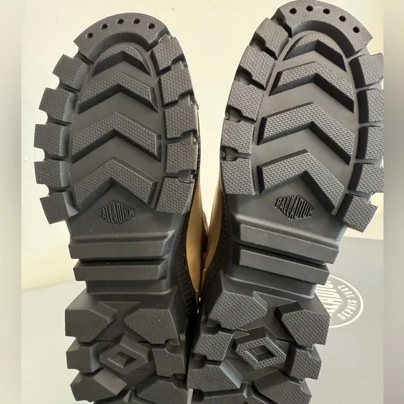 Womens Palladium Revolt Hi TX Platform Boot / Star White / 97242-116-M / Size 10 - Picture 6 of 7